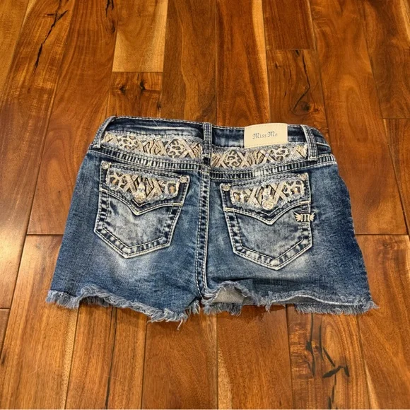 Miss Me Denim Blue girl Shorts size 14 adjustable waist cheetah print sequins - Picture 3 of 3